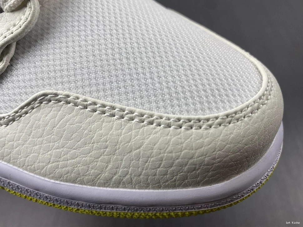 Yellow SE Mid 1 Voltage DB2822-107 - Jordan (W) 0515